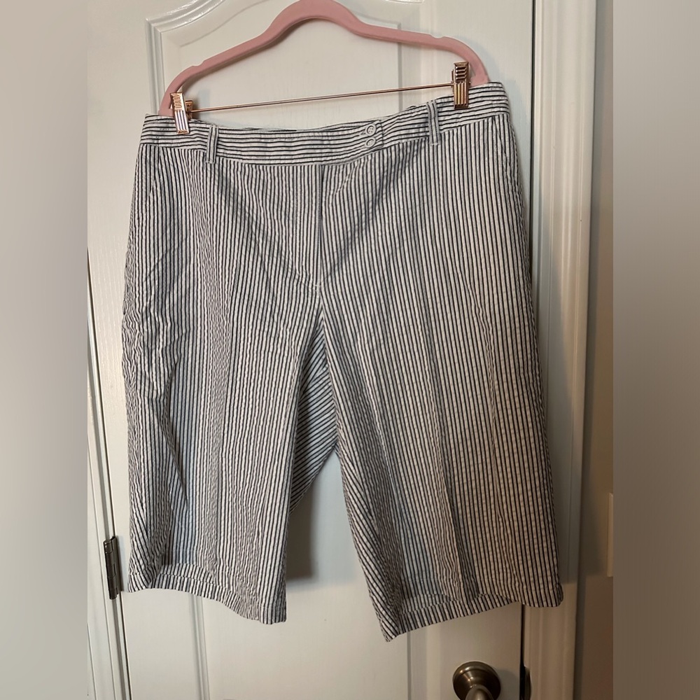 Sag Harbor Dress Bermuda Shorts 18W
